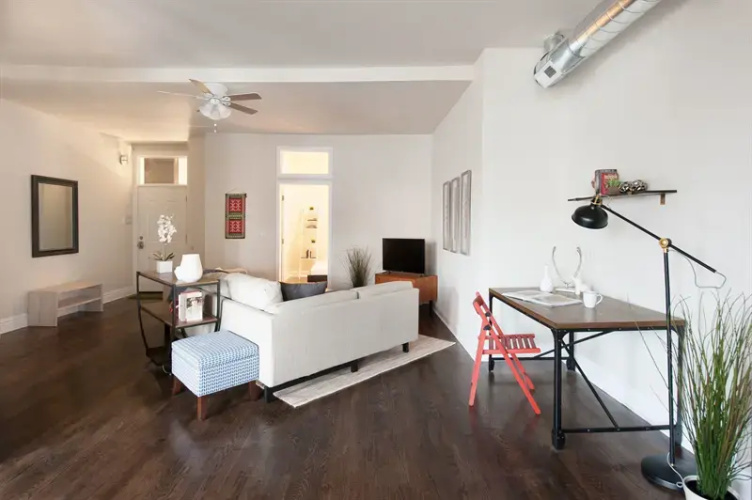 Open Concept 2BR in Wicker Park by Sonder