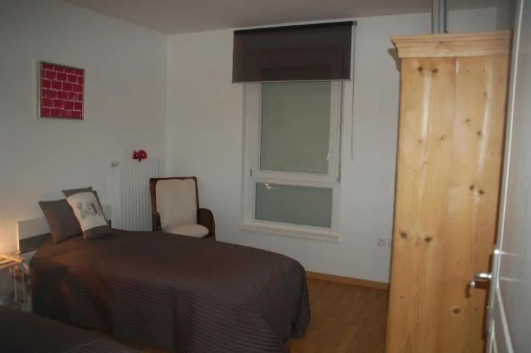 2 Bedrooms Apartment