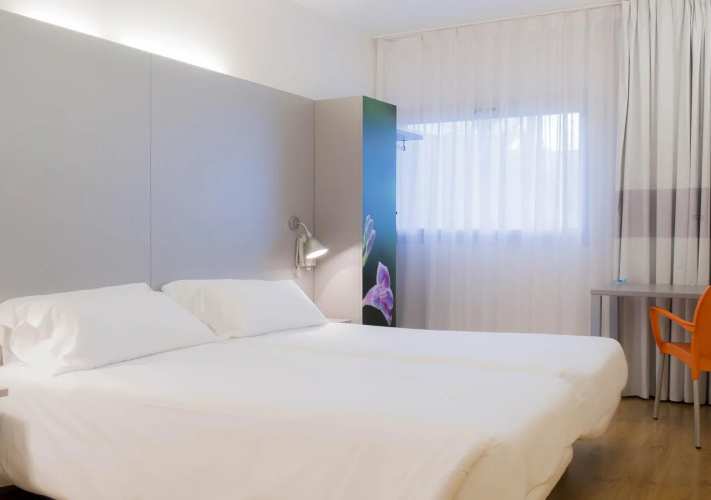 B&B Hotel Girona 2