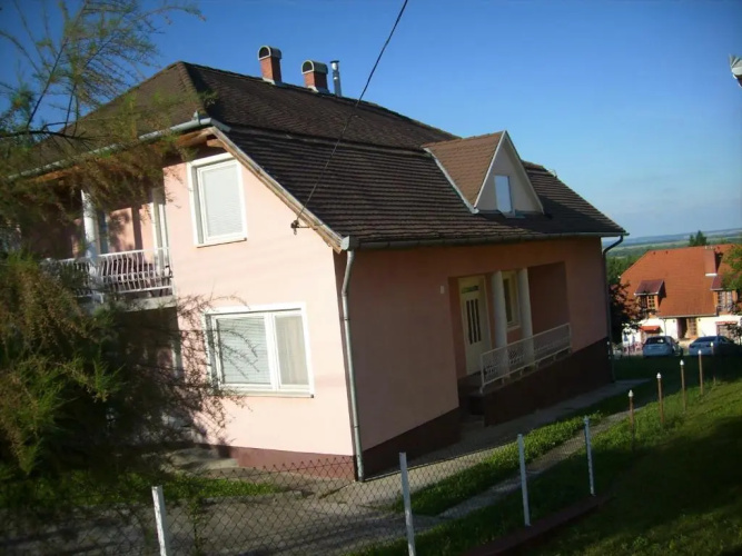 Porat House