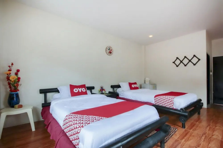 OYO 888 Apinya's Place Karon