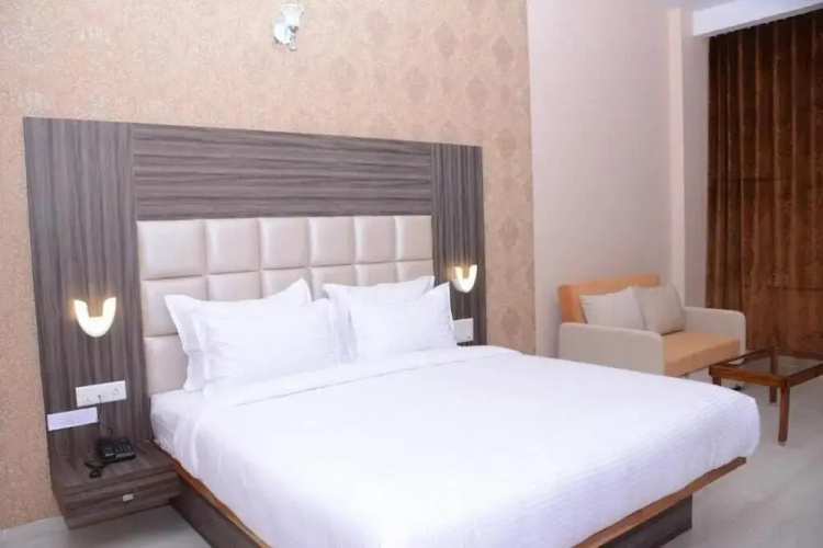 Ratnaa Resort