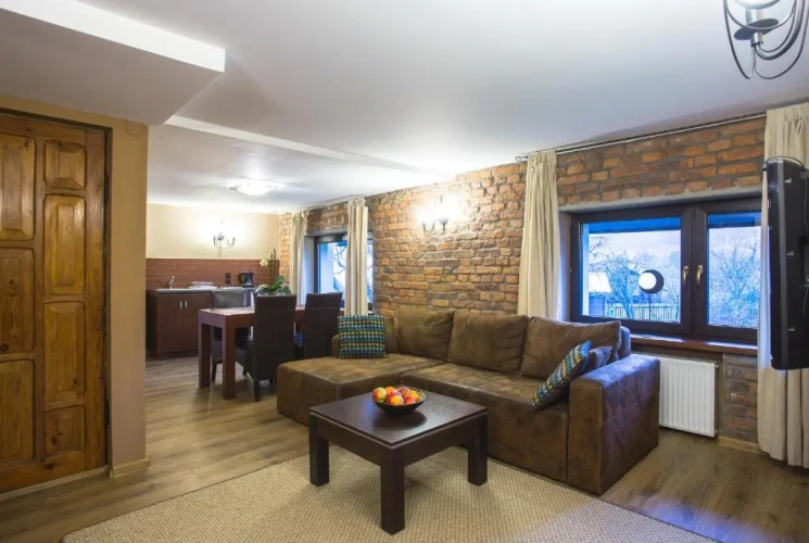 Suite with mountain view