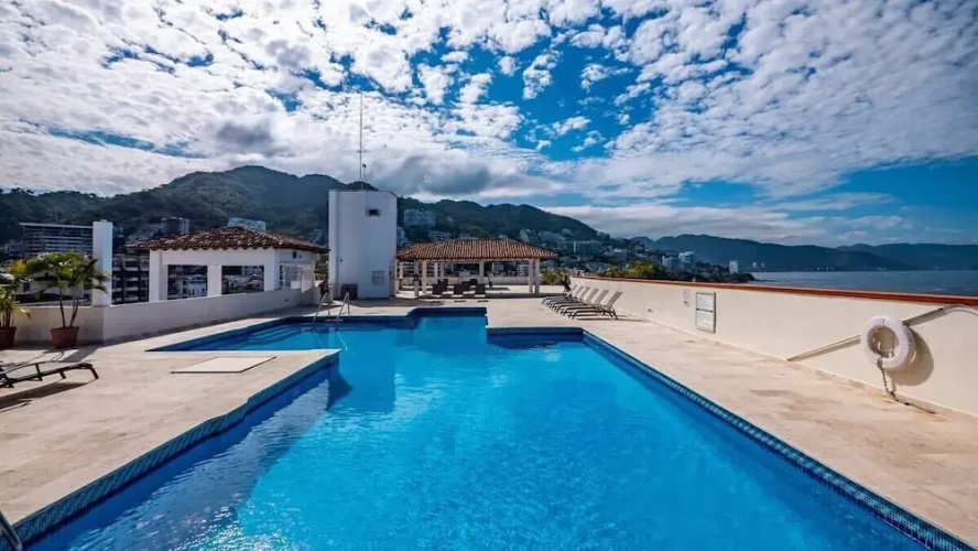 Ocean View 2Br Condo-balcony-beach-pool - 908