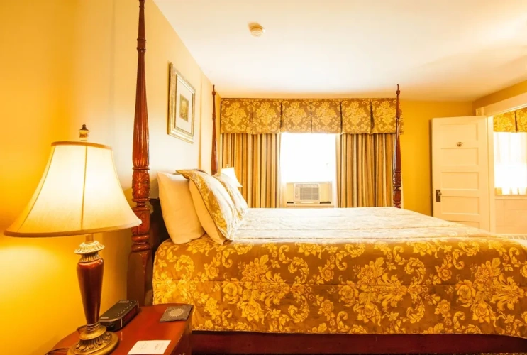 Classic room