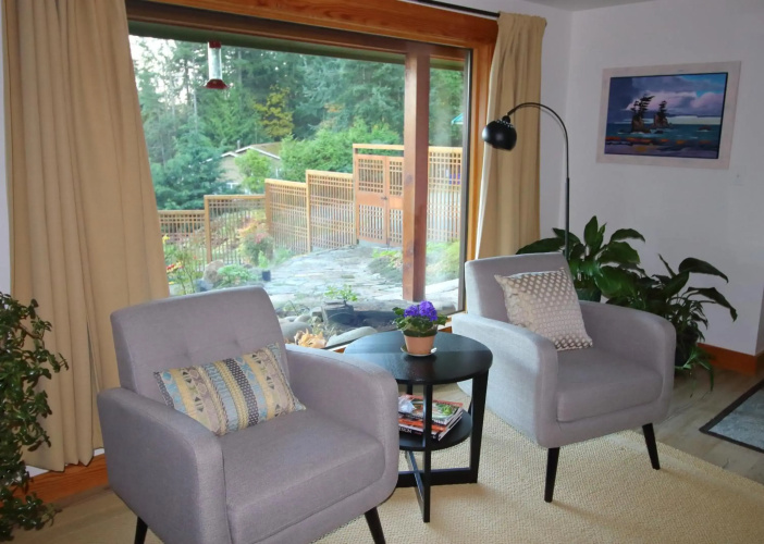 Mossy Hill Suite