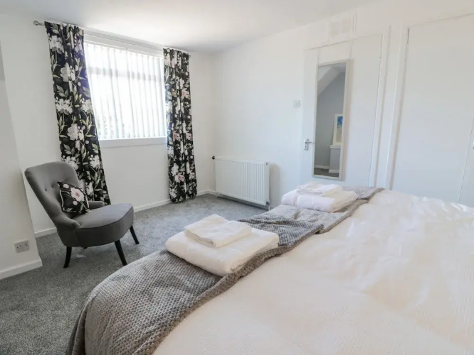 22 Turnberry Road