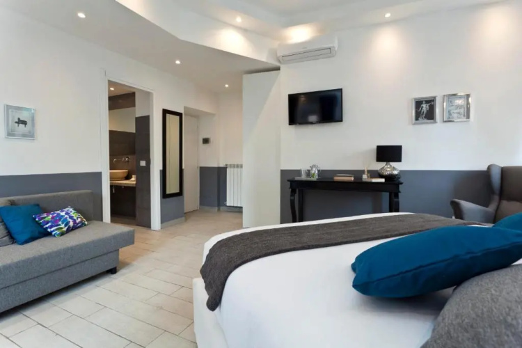 Aeterna Suites Collection