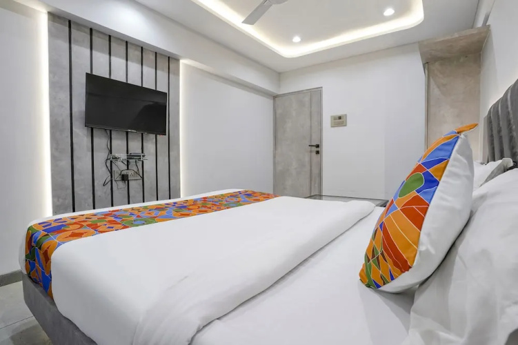 Fabhotel Aahan