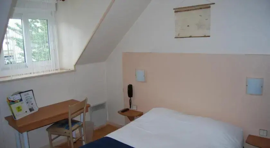 Logis Hôtel Le Bretagne