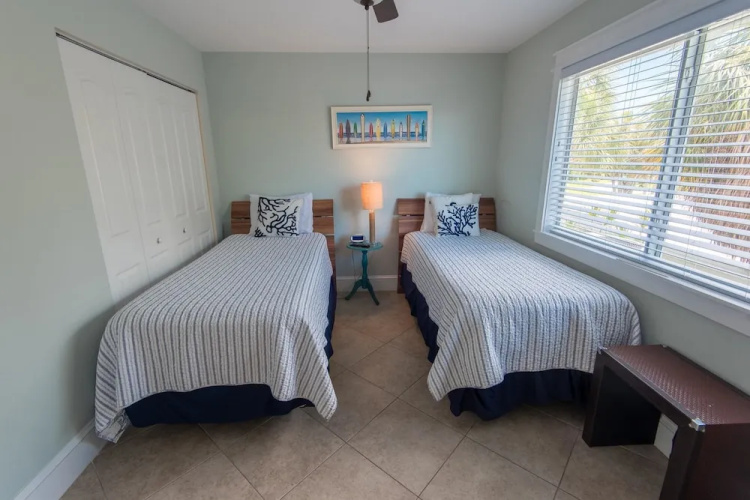 Beach Isle Apartment 2
