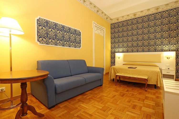 DG Prestige Room