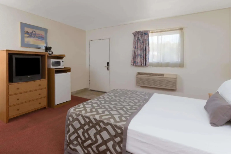 Travelodge Cortez