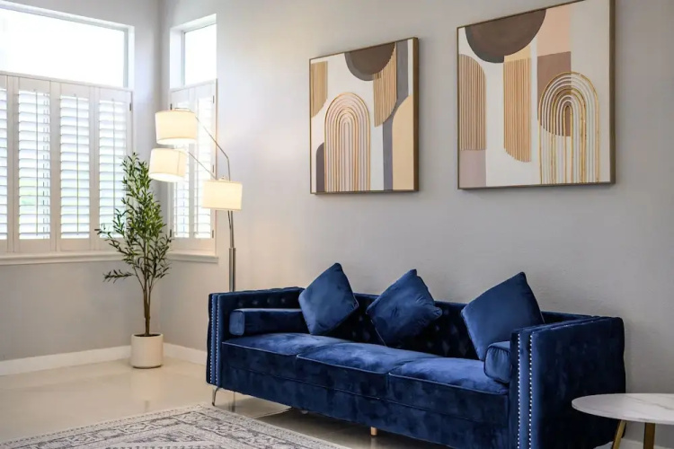 Bright Designer Home w Pool Near Everything
