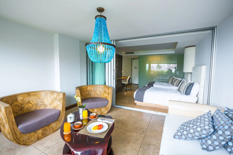 The Charlee Hotel