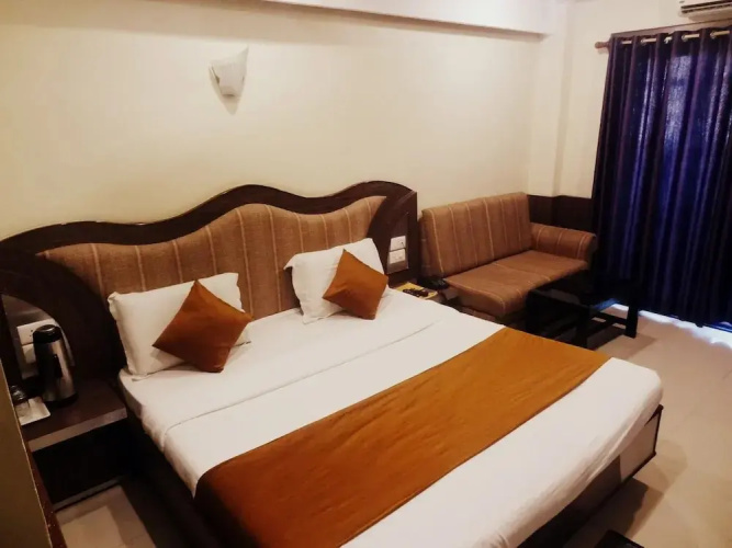 Hotel Vishal Plaza