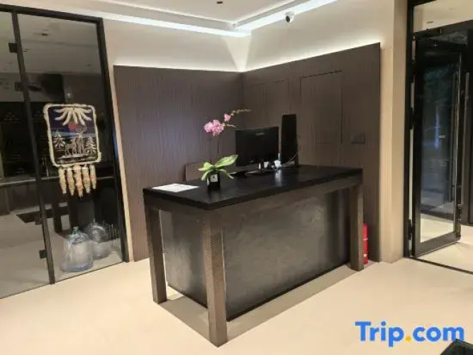 Lefan Hotel (Heihe Century Plaza)