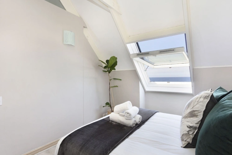 1 Bedroom Apartment with balcony
