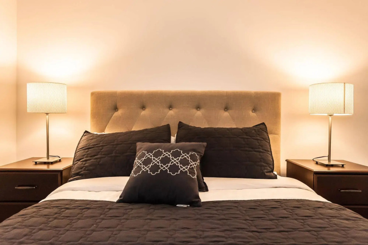 LifeSuites Lakeside Mimico