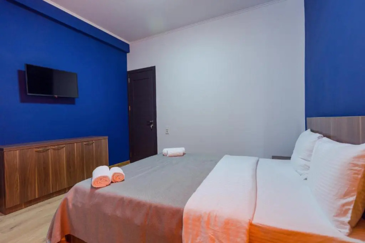 Komuna Hostel & Hotel