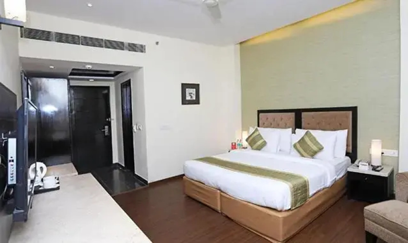 Fabhotel Prime Westend Inn