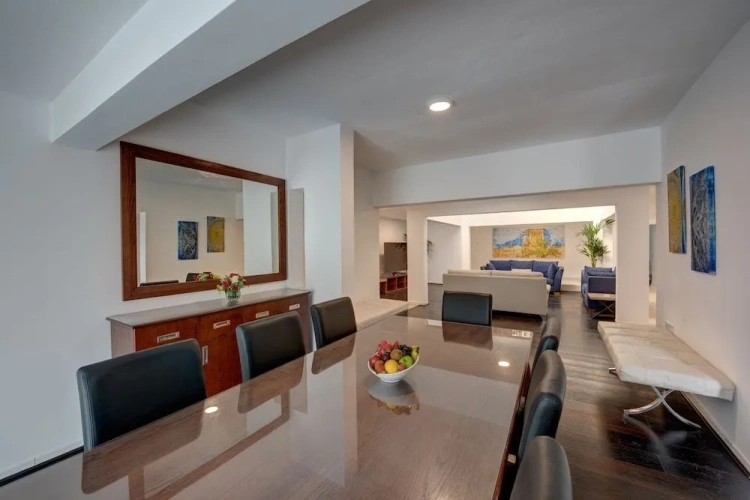 Guest rooms
