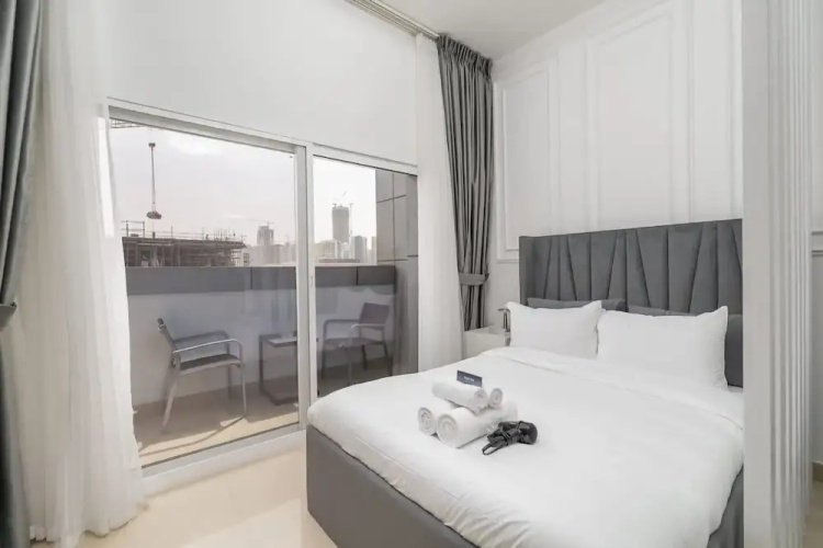 Incredible Studio in Jumeirah Village Circle