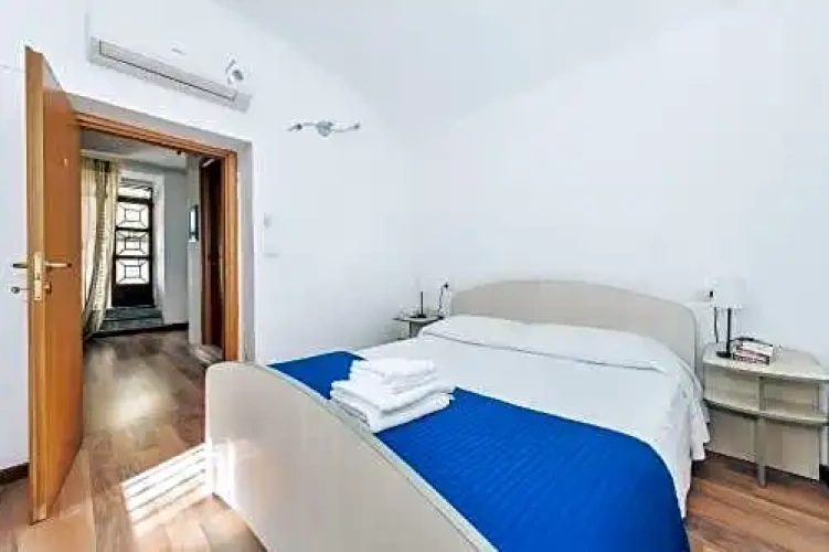 1 Bedroom Economy Apartment