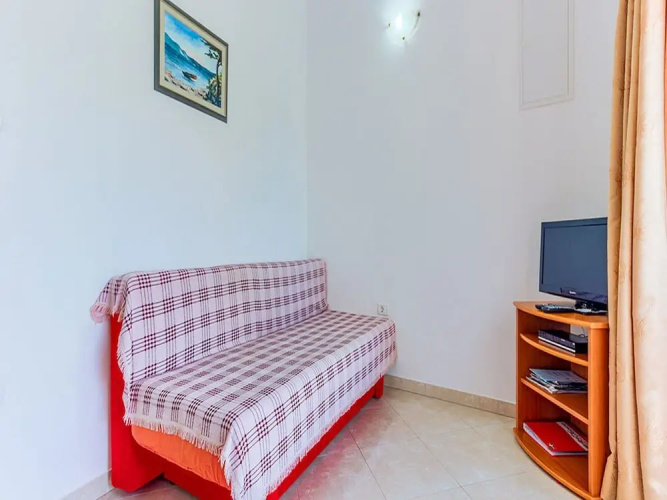 Apartments Ivo