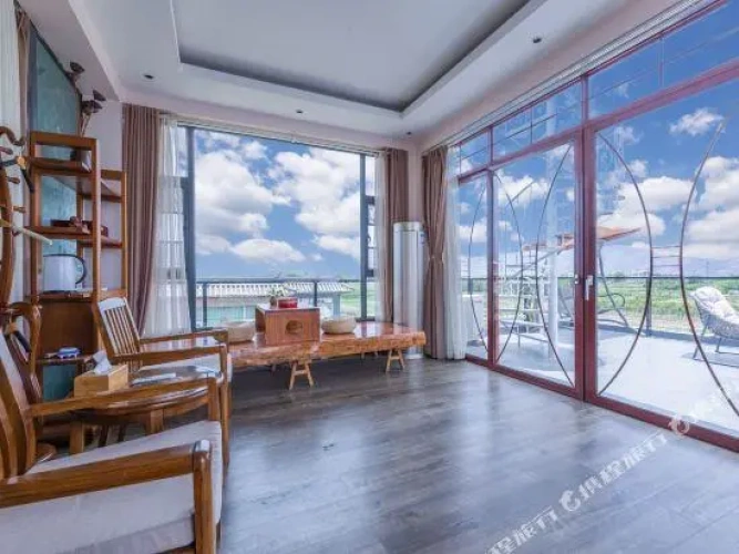 Deluxe Double Suite with sea view