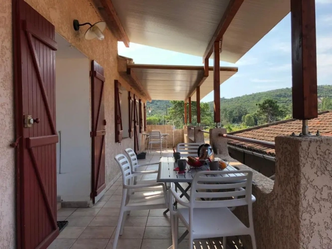1 Bedroom Double Apartment with sea view
