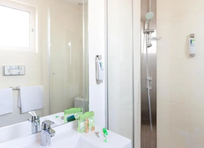 Standard Double Suite