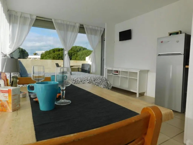 studio 38 climatisé balcon vue mer