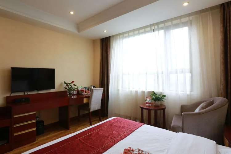 Shanglin Junhao Holiday Hotel