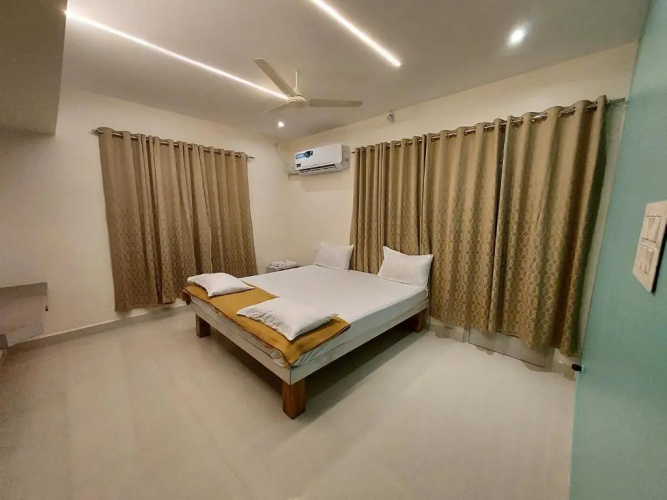 Srirangam Service Apartment