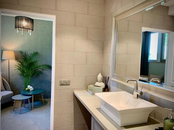 Standard Double Suite