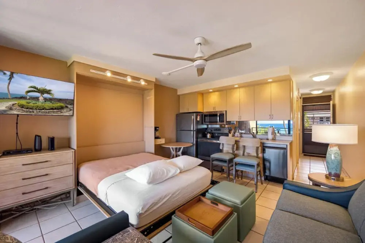 Kuleana Club - 721