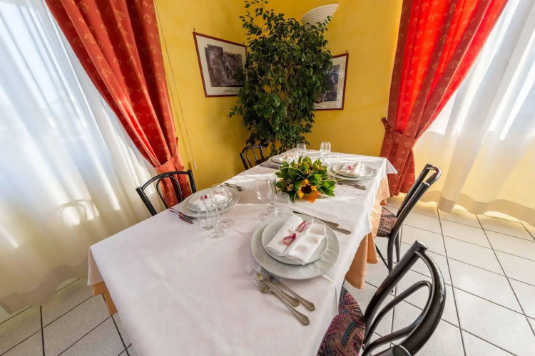 Aquila Hotel