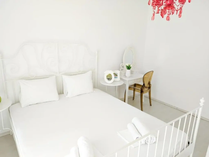 Standard Double room with partial sea view