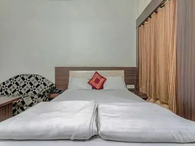 Hotel Basera