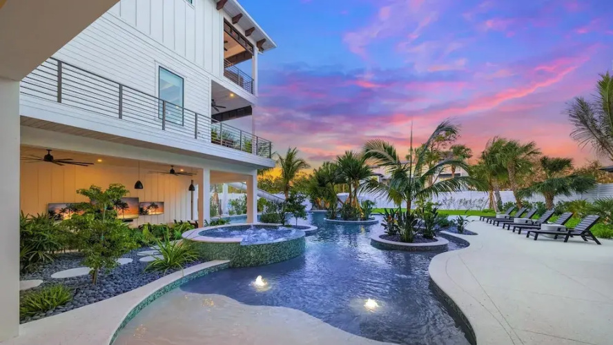 The Hideout in Sarasota