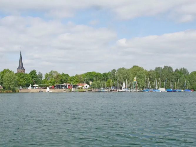 Hausboot am Xantener Nordsee