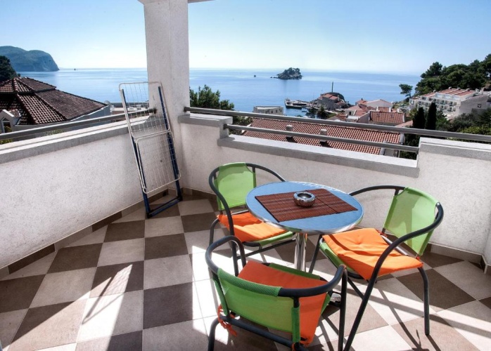 1 Bedroom Comfort Apartment with sea view