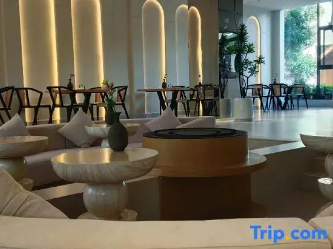 Yangguang Hotel