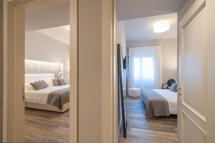 Standard Double room with view
