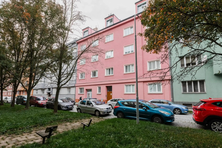 Romantický LOFT parking u hlavního nádraží