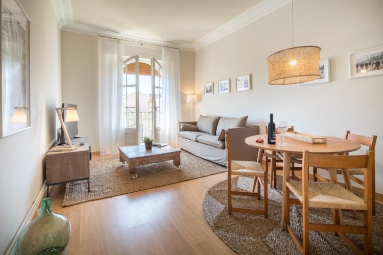 Twin Apartment