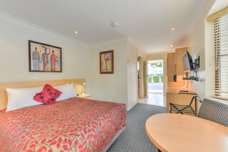Deluxe Double room with view
