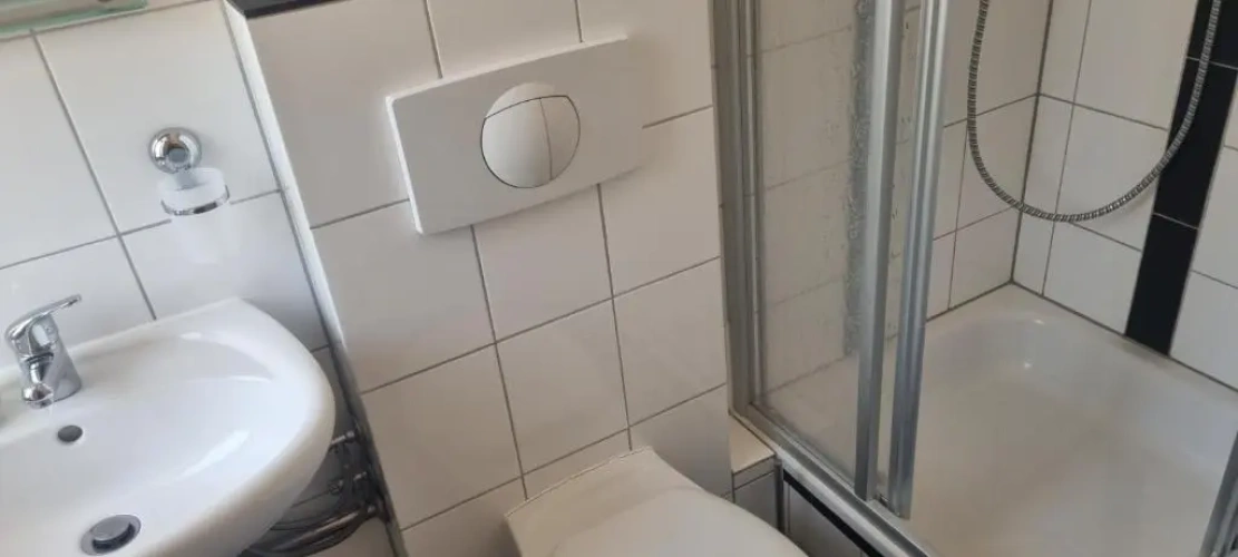 Standard Quadruple room with view