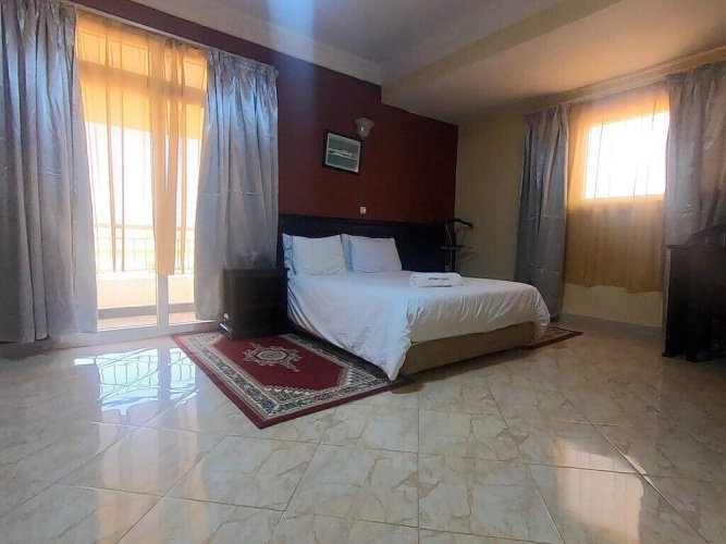 Hotel Doums